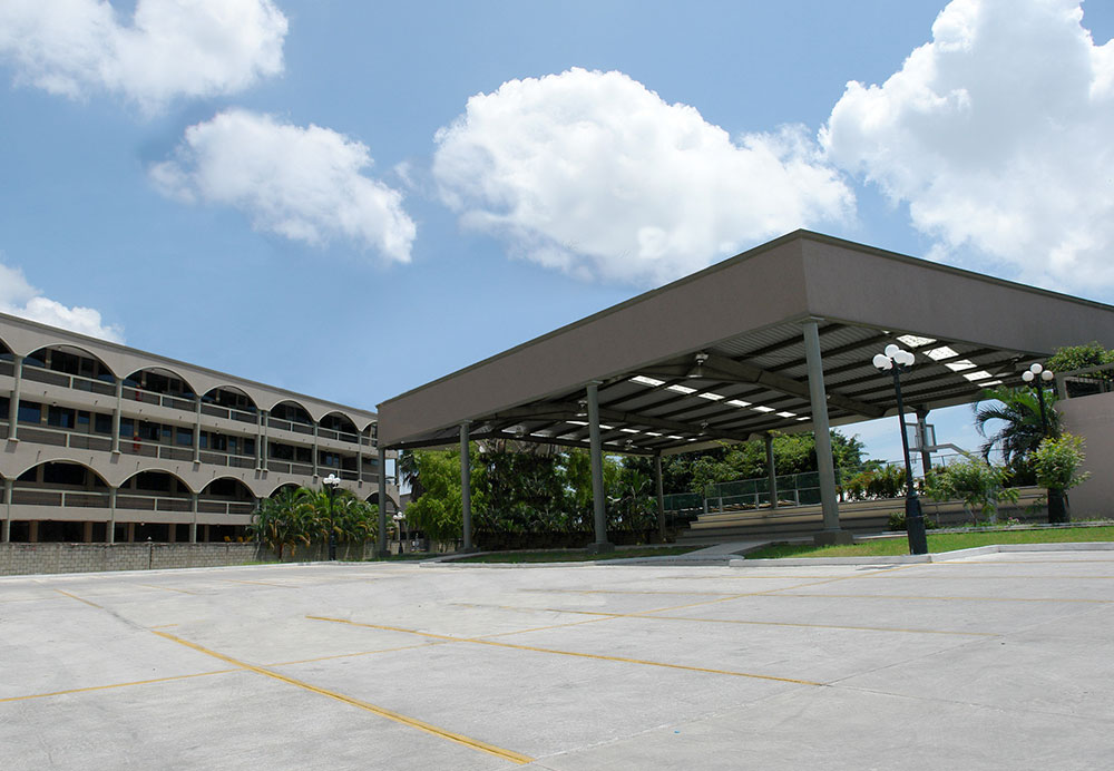 Canchas deportivas techadas